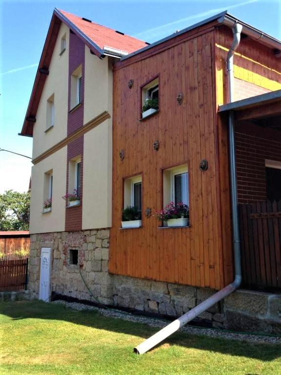 Ubytovani U Rybnicka Villa Arnoltice u Decina Exteriör bild