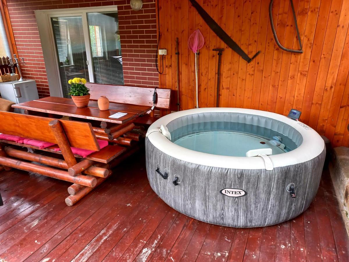 Ubytovani U Rybnicka Villa Arnoltice u Decina Exteriör bild