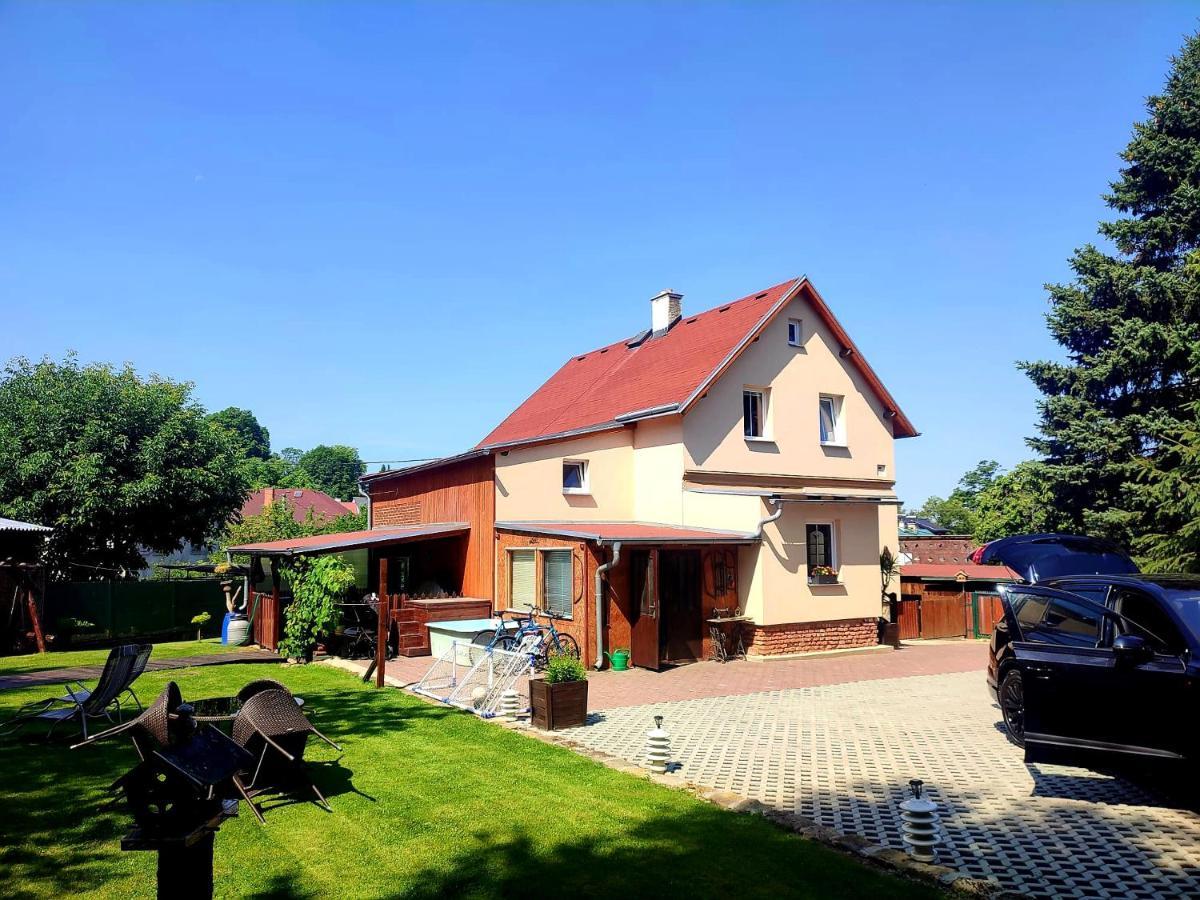 Ubytovani U Rybnicka Villa Arnoltice u Decina Exteriör bild