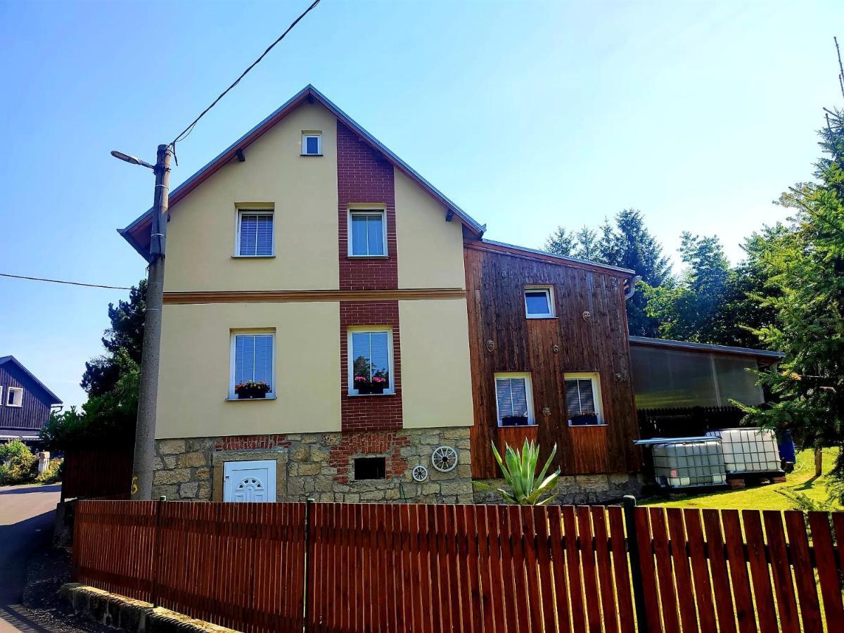 Ubytovani U Rybnicka Villa Arnoltice u Decina Exteriör bild